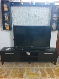 ميز بلازمن أو مكتبه للبيع سعر 110 مكاني بغداد حي الجامعه 07731801947