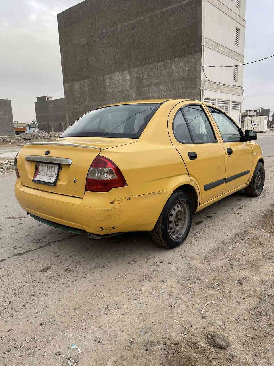 السلام عليكم 
طيبه 2015 بغداد باسمي للبيع مابيهه خياسات

كير مكفول
باتري جديد
راديتر جديد 
فيت بم الكاربد الاصلي جديد
تبريد ثلج 
مكينه بيهه تبخير 
 
سعر 33 بيه مجال قليل مصفره هيئه 
عليهه غرامه 200 ينزل من سعره
مكاني بغداد جسر الدوار مرور التاجيات
 
موجود خاص  وواتس ***********
