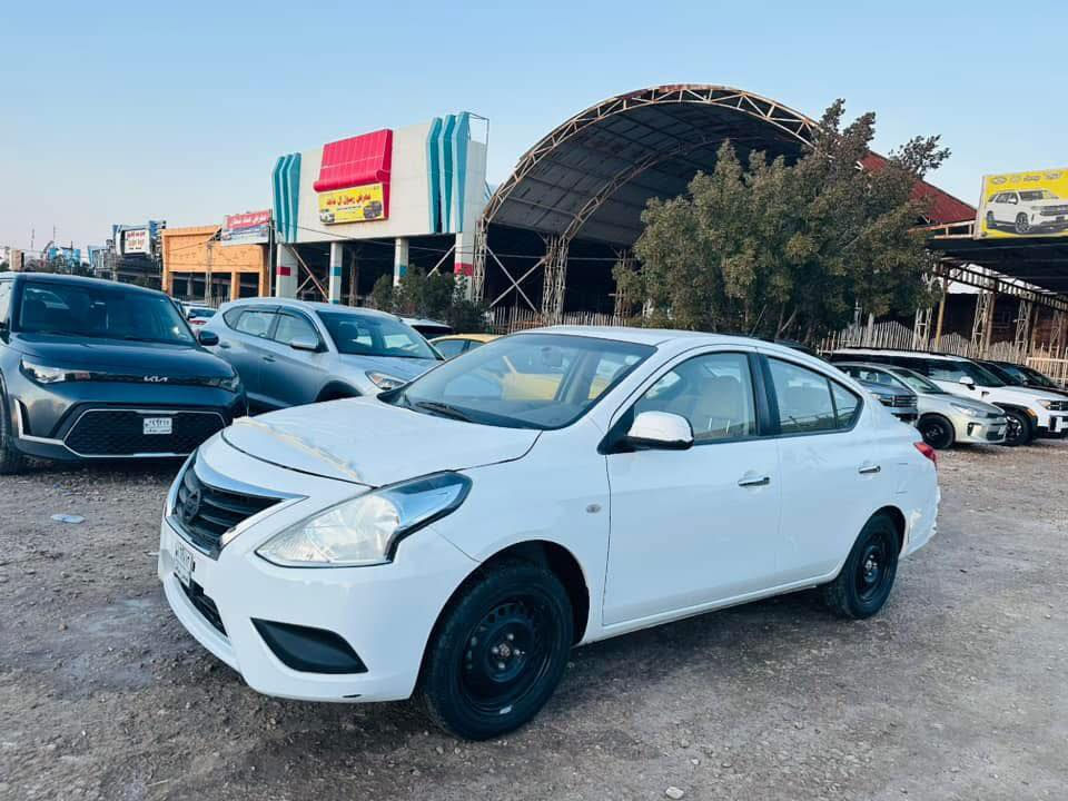 السلام عليكم للبيع نيسان صني موديل 24 خليجي 
تبديل جاملغ وبنيد بليته زركه  حره بدون رقم 
ماشيه 47مكان سماوه الرميثه 
***********
سعر 90
