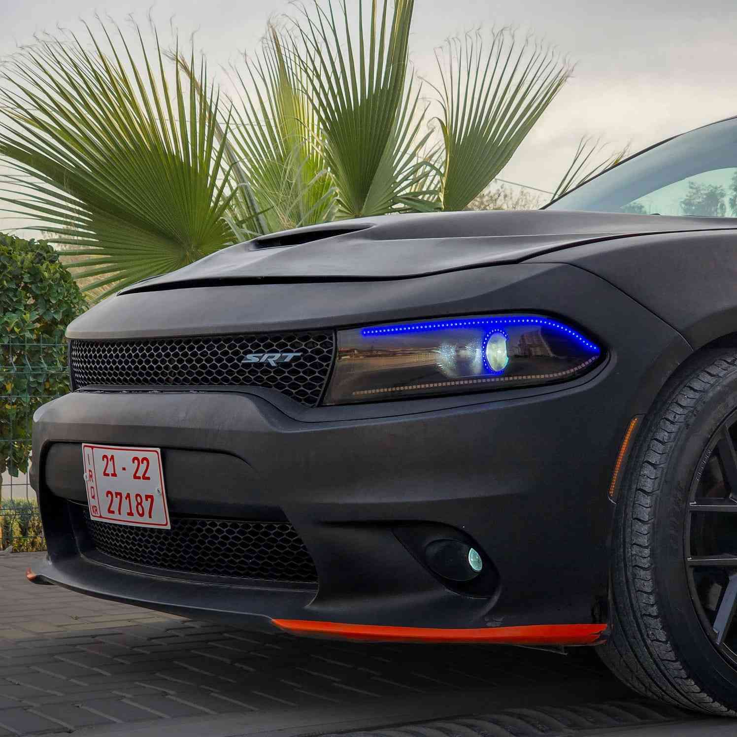 Doge sxt 2017
ساخ دوبە
سەیارەکە کامل کراوە بەSRT تایە و نا و داشبڵی و دەعامی و بۆنیت 
  کامل مواسەفات تەنها سڵاید نیە
کامل پەمپی دوبەیە 
بەشەرتی تەقەو ڕەقە و گێڕو مەکینە 
ڕەقەم شانسی 
2C3CDXJG1HH557436
١٨٠٠٠٠ میل ڕۆشتووە
***********
