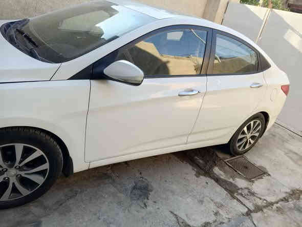 سلام عليكم
اكسنت ٢٠١٥ خليجي سونارها موجود فقط ملاحضات موضحه بلصور كير مكينه كفاله ماشيه ١٦٥ 
باسمي تحويل ثاني يوم سعر ١١٢ بيها مجال 
***********
