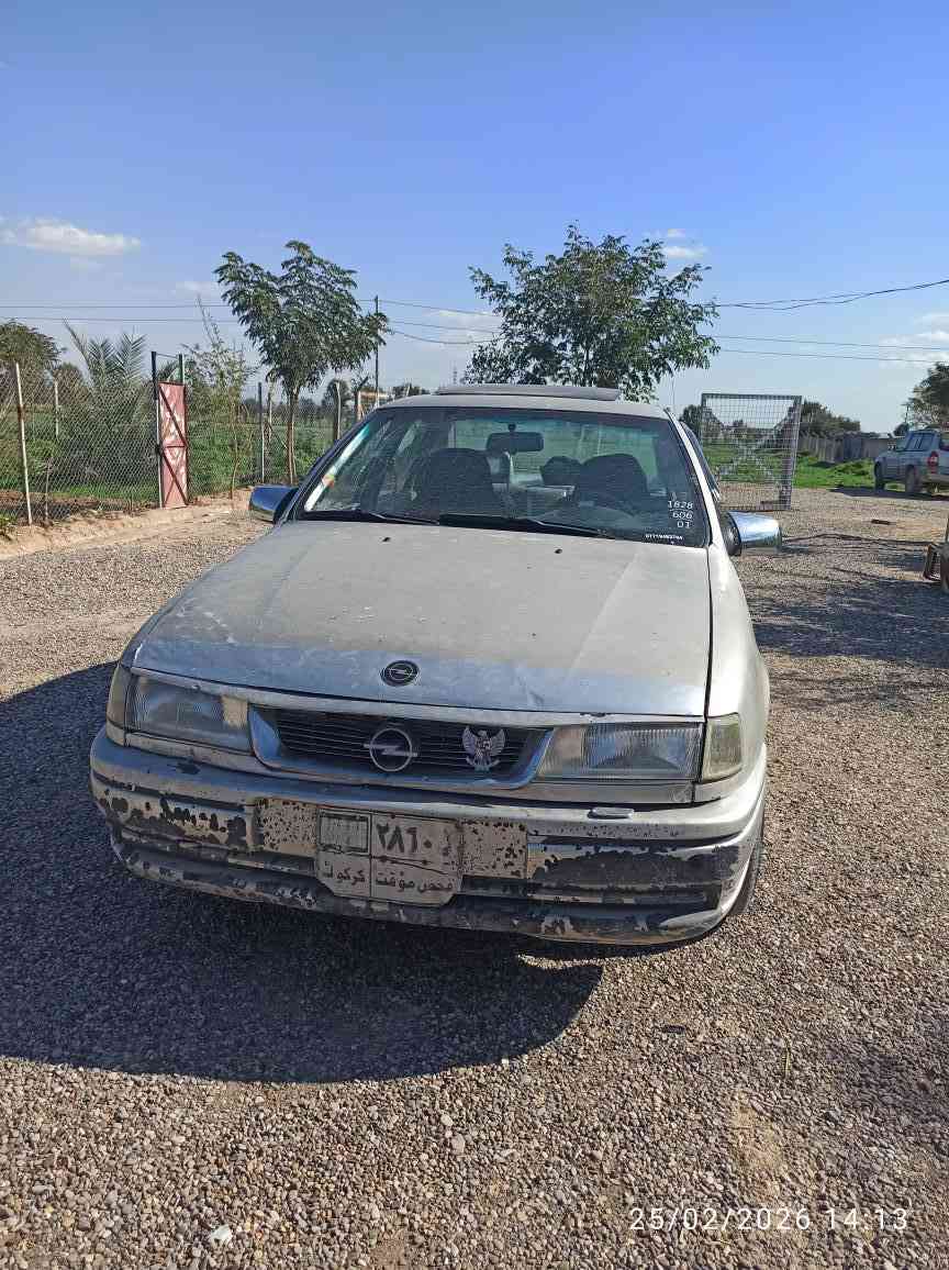 ئۆپڵ فیکترا مودێل1990  مەکینە 20 بەشەرتی گێڕ و مەکینە زەربەولێدراوی نیە کارەبای گشت گیانی ئیشەکا تەقەو ڕەقەی نیە سەنەوی لەگەڵە بەشەرتی حاسیبە سەیارەی ماڵە هی مەعرەز نیە
ســــعـــــــری  18 گەڵاو تۆزێ مەعامەلە
ژمارە موبایل *********** كالار, السليمانية
