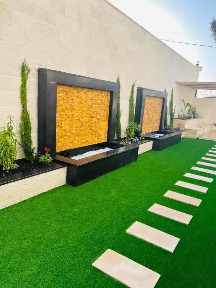 نقدم لكم خدمات صيانه وتنسيق وتنظيف الحدائق واعادة ترتيبها .

قص ورش وتعقيم وصيانه عامه لجميع أعمال الحدائق والديكورات الخارجية 

زارعه المسطحات الخضراء النجيل الطبيعي بسعر ٧ دينار للمتر مزروع جاهز 0779613479


**إذا كنت صاحب هذا الإعلان وتريد حذفه لأي سبب، رجاءا أرسل رسالة إلى الدعم الفني**