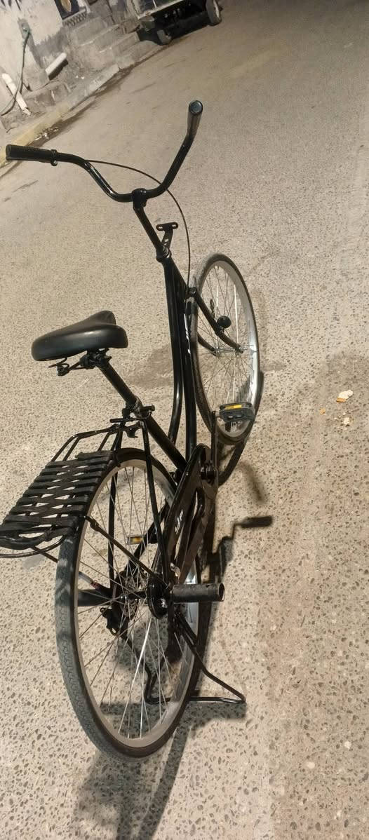 باسكل للبيع بصره حيانيه شارع سيد سعر 115 وبي مجال قليل ***********
