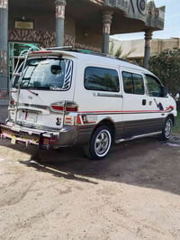 هيونداي ستاركس