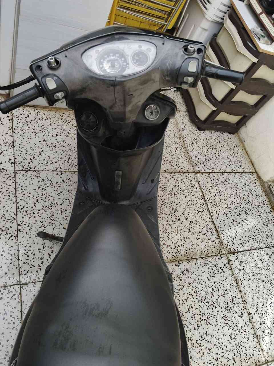 سلام عليكم ثعلب 140كابريتر مبدل بيهه ولفات وجواكيج مال تفصيخ اني فاتحن كفرات ختم واحد مثل ما كدامك تايرات جديد نقصهه كيلو متر ودبلات امامي عرموطه مال هندر فقط السعر 450 وبيهه مجال عنواني تقاطع درويش التراث 
***********
