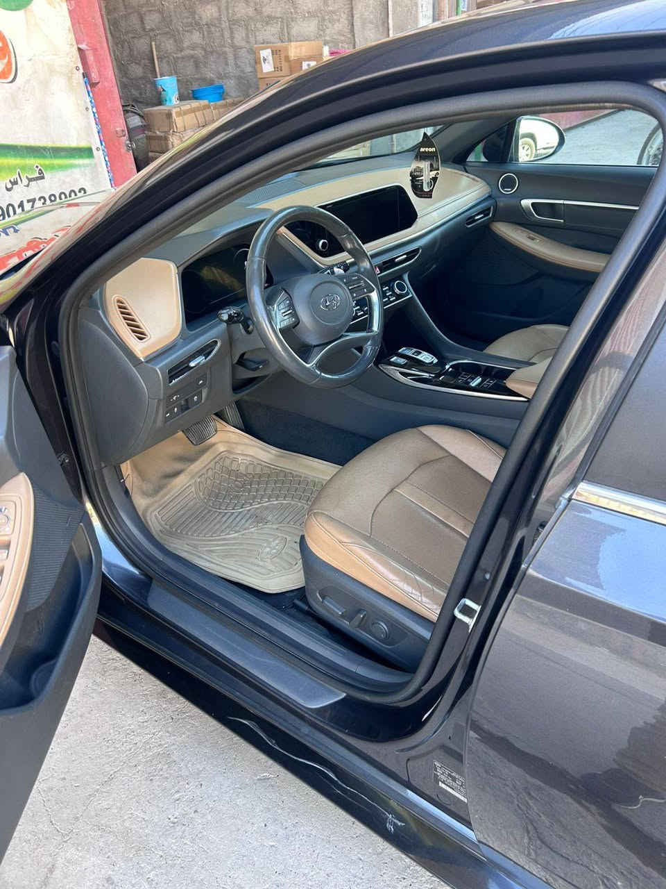 سلام عليكم سوناتا موديل 21 رقم شمالي شرط تحويل أو وكاله سياره بسمنه فول مواصفات للااخير واحد عله واحد حادثها موضح بل منشور ،،، مكان بغداد الشعب ،، السعر ،،140 ،،،تفاصيل أكثر الاتصال على الرقم ***********
