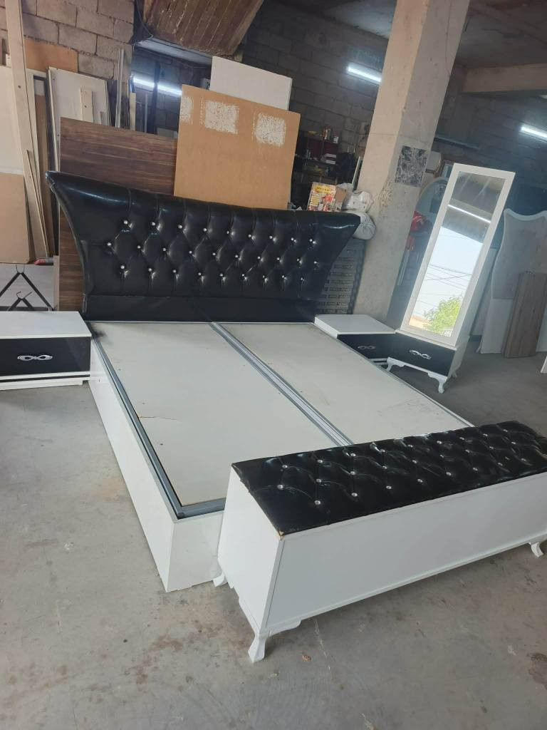 غرفه نوم تركي نظيفه لبيع سعر 450 شاراي يخابررقم *********** كركوك, العراق
