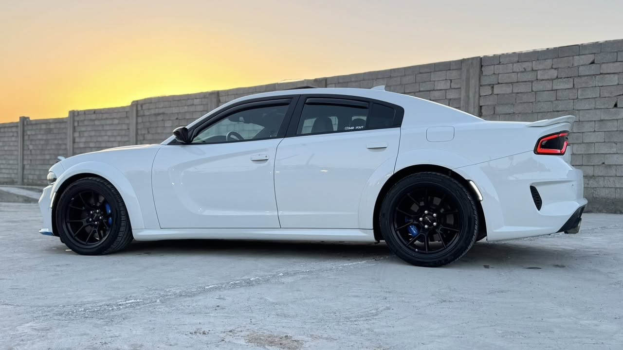 #hellcat_red eye  #jailbreak 807hp
model: 2022

👇🏿----------------------
📌المحروسه للبيع  

ضرر جاملغ السايق مبدل نفس اللون 
ميحتاج اسودف  سياره معروفه بالقوه مالته وتفاصيله 
بدون رقم  منفيس بأسمي 

📌داخل اوف وايت الوحيده بالعراق بهذا اللون بلادي

📌 برمجه وتفريغ وشوته دايمون 🙂
وبرمجه يم مصطفى ايكل 

📌السياره جبته ماشيه 21600 وهسه ماشيه 22 الف

📌ايرباك ضارب (الدركه مبدله بلاديه ام النشره ودشبول مغلف )

📌اما بالنسبه للسعر تجي وتكلب الي عجبتك تاخذه وتشلع عيني 🌹

للاتصال *********** مهندس حسن 
مكاني محافظه واسط 
🎲🎲🎲🎲🎲🎲🎲🎲🎲🎲🎲🎲🎲🎲🎲
