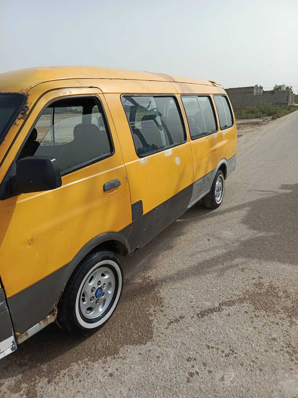 كيه للبيع 14 نفر مديل 2000 سيار جاهسه شرط اليشتريهه يداورهه  مكانهه ناصريه  الستفسار عل رقم ***********    السعر  85  وبيعه مجال
