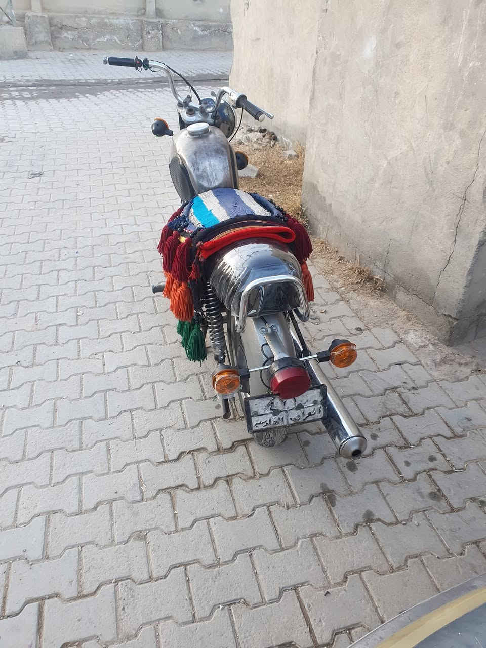 السلام عليكم للبيع ماطور امزت مديل ٨١ نضيف ما ناقص اي شي مكان نجف ماطور بدون راعي لشراي تصال بيع مستعجل رقم ***********
