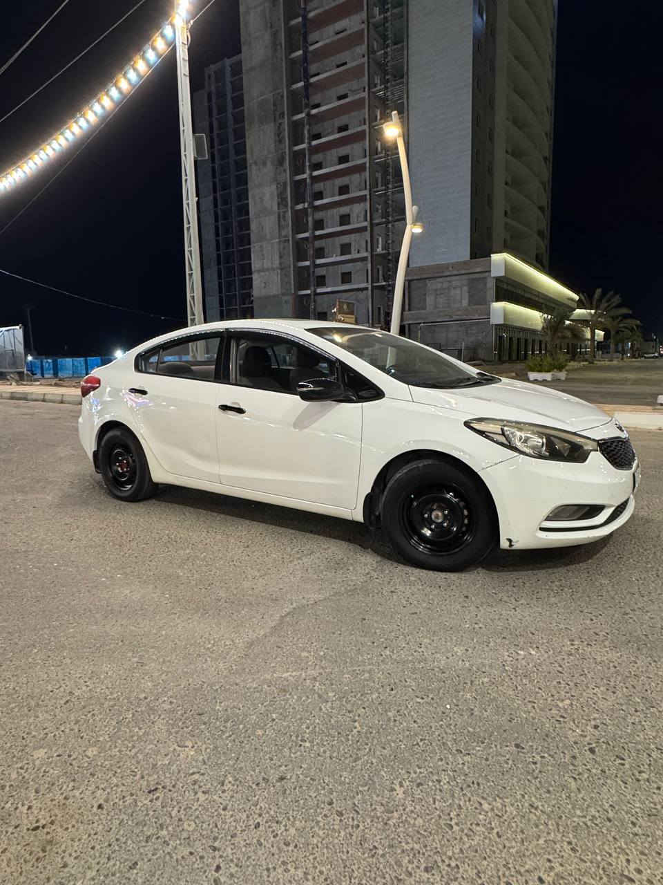 للبيع فقط👇

 سيراتو موديل 2014 خليجي 1600 رقم بغداد مشروع وطني السياره باسمي جاهزه من صدر وحداديه وتخم تاير تبريد تدفئه شغال جرص تنبيه 120⏰ كير محرك دواخل كلها مكفول 
لايت زنون  السياره حلوه وجاهز برغي متحط عليها 
السونار مرفق مع الصور  مكان السياره الانبار فلوجه

السعر........110 وبيها مجال

ملاحظه♣️ مامتوفر خاص 

للاستفسار🉐

***********☎️
