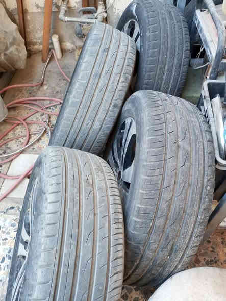 السلام عليكم عندي ويل كب حجم 17 مع الاطارات ت *********** بغداد
