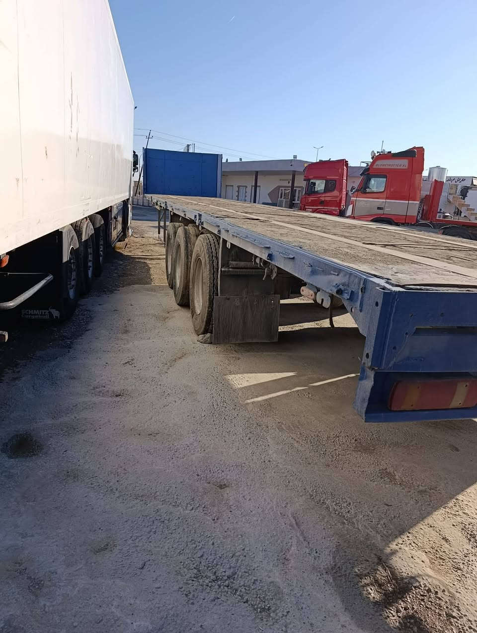 السلام عليكم عربانه للبيع الطول 13 60 اوروبي ثلاث دناجر عنوان كركوك سعر 40 رقم الهاتف ***********
