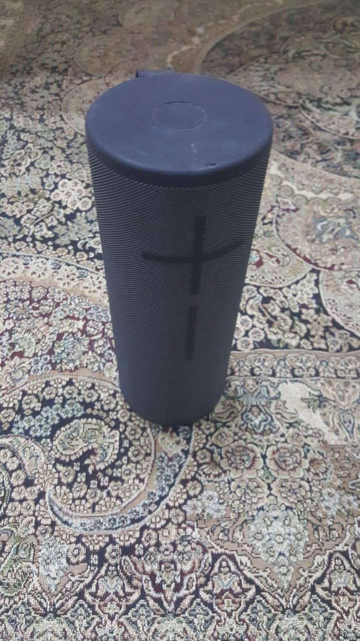 السماعة لوجتك. Ultimate Ears MEGABOOM 3
تتميز بصوت محيطي 360 درجة مع جهير قوي وعميق. مقاومة للماء 

 محمولة ومقاومة للماء والغبار بشكل كبير.

تصل مدة تشغيل البطارية إلى 20 ساعة 

مستوى الصوت الأقصى: 90 ديسيبل (dBA).نطاق التردد: من 60 هرتز إلى 20 كيلو هرتز    هاذة جزء بسيط من الصوت لين الصوت جدا عالي ونقي


**إذا كنت صاحب هذا الإعلان وتريد حذفه لأي سبب، رجاءا أرسل رسالة إلى الدعم الفني**