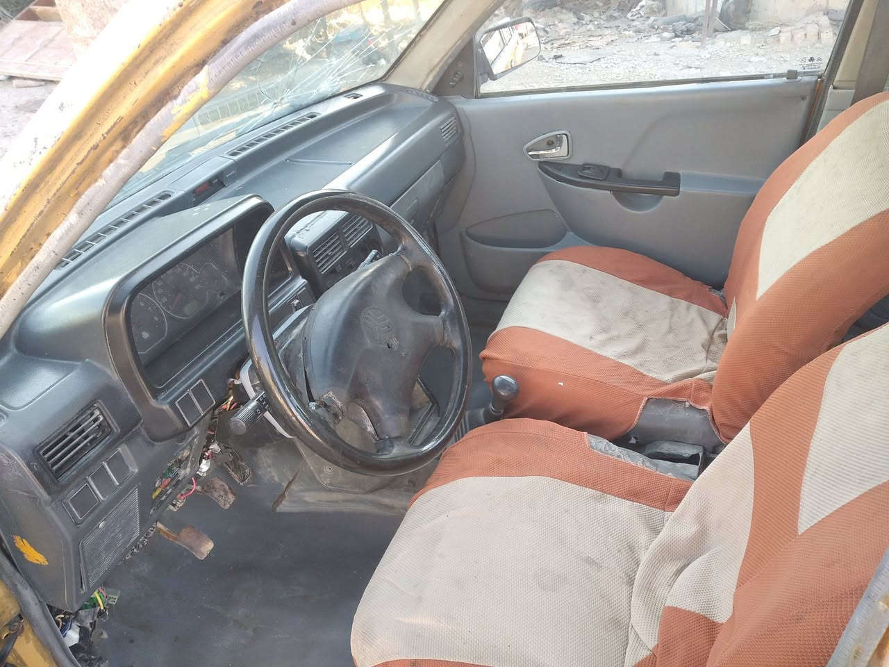 السلام عليكم للبيع سياره سايبا مديل 2011 رقم بابل سنويه عظم مشروع وطني مسعن السرقه والطب فقط محرك اوكير جدد كهربائيات شغاله السعر 8 اوراق العنوان ديوانيه قضاء الشاميه التواصل اتصل ***********
