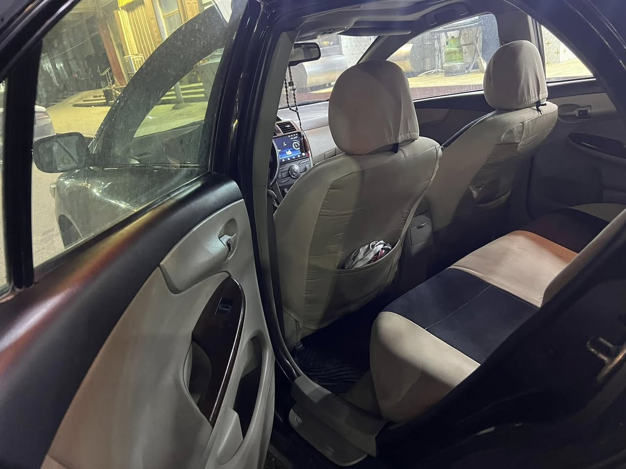 سلام عليكم 
كورلا للبيع 
موديل 2012
كير ومحرك شرط 
تواير وصدر جدد
السعر 110 وبيها مجال للطيبين 
الرقم ***********
