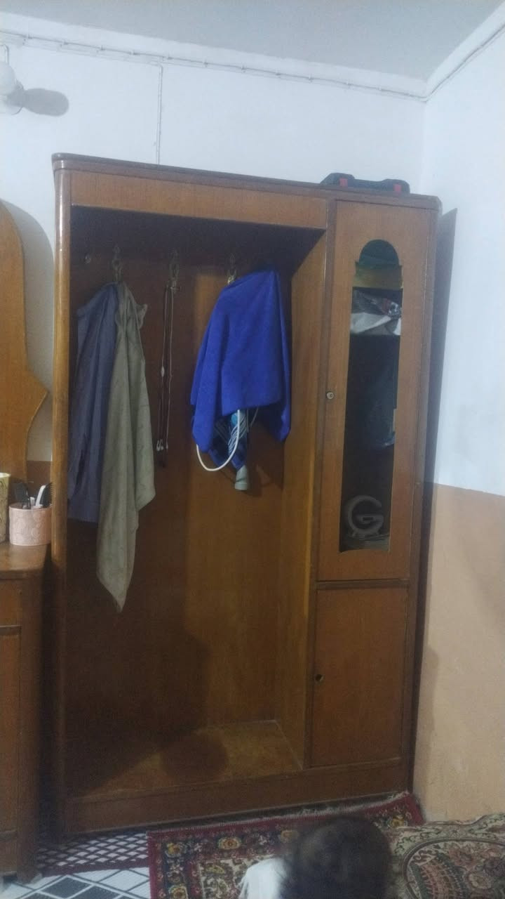 سلام عليكم عندي غراض بيت للبيع غرفه اخشاب كامله +كنتور خمس بوب +بوفيه قياس مترين جربايه ام نفر شراي تفضل خاص فدوه بس شراي  ميز مرايه مع زاويه كلمن وسعره


**إذا كنت صاحب هذا الإعلان وتريد حذفه لأي سبب، رجاءا أرسل رسالة إلى الدعم الفني**