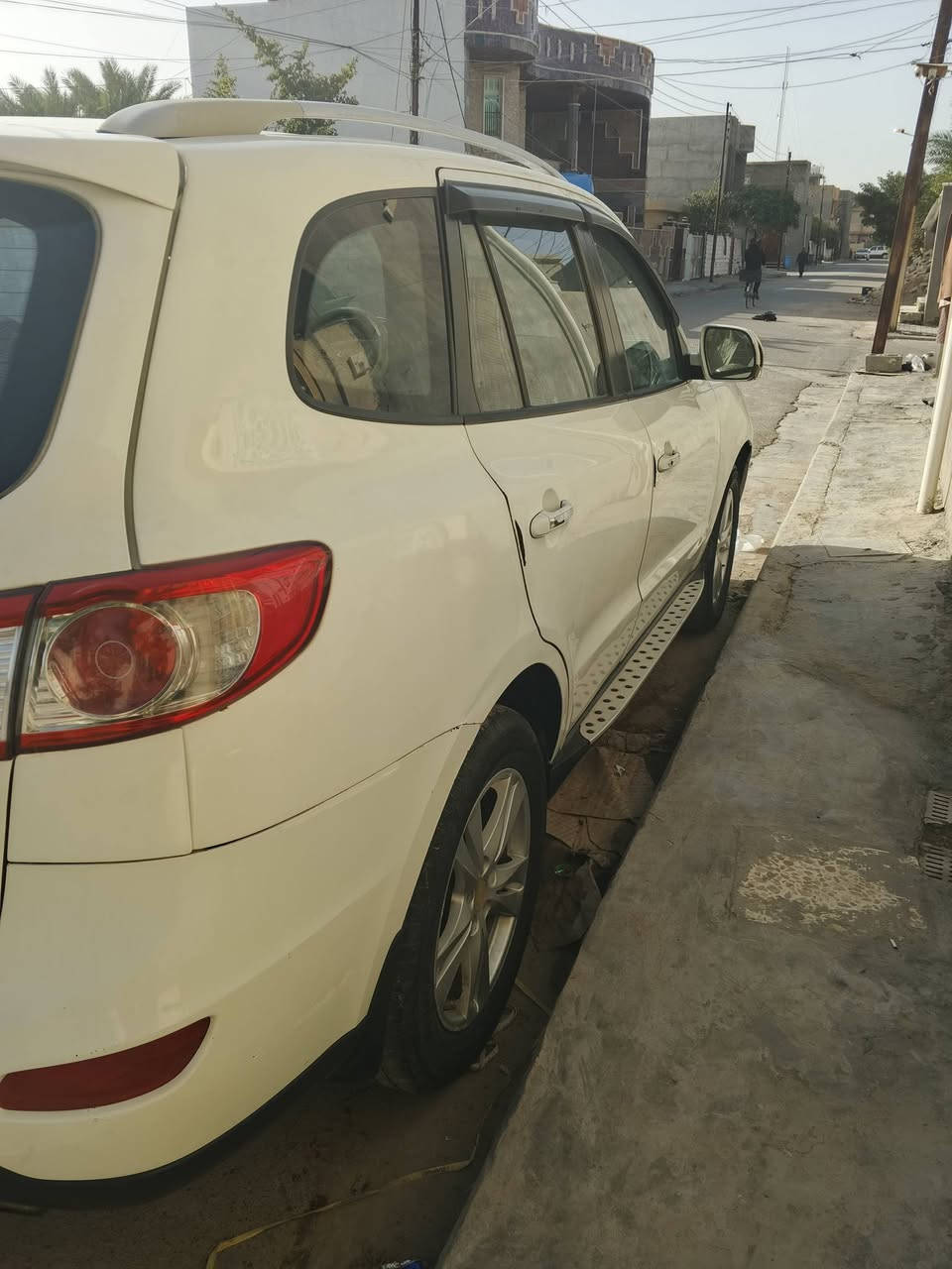 سلام عليكم للبيع سنتافي 2011خليجي كير محرك مكفولات محرك 3500سيارة فول مواصفات مصبوغة عام لجماليه حادثهة جاملغ الخلفي صفحة سائق والباب 7راكب السعر 110وبيه مجال العنوان بغداد اليوسفية 
رقم الهاتف 
***********
***********
