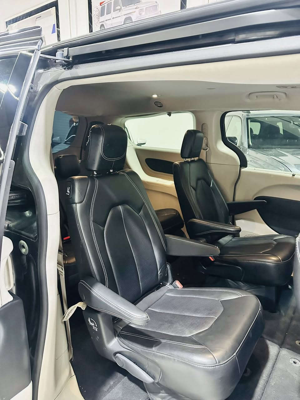 CHRYSLER pasfiga✅ 2023🔥185$💥
‎صبغ بس جملخ كدام ورا ارباك سيستم مواصفات

‎بصمه

‎شغال

سکان هیتر

‎كوشن هيتر

‎ستيرن هيتر

‎كوشن كاره باي

‎بابين بصمه

‎6سلندر

‎حجم مكينه 3.6

‎ 7راكب

‎شاشه

‎كاميره

‎حساس

‎رادار

‎ويل كروم

سعر/ ارخس سعر💣185$🔥

وتسئاپ/***********

***********✅📞📞
