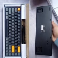 اكسسوارات إلكترونية • للبيع