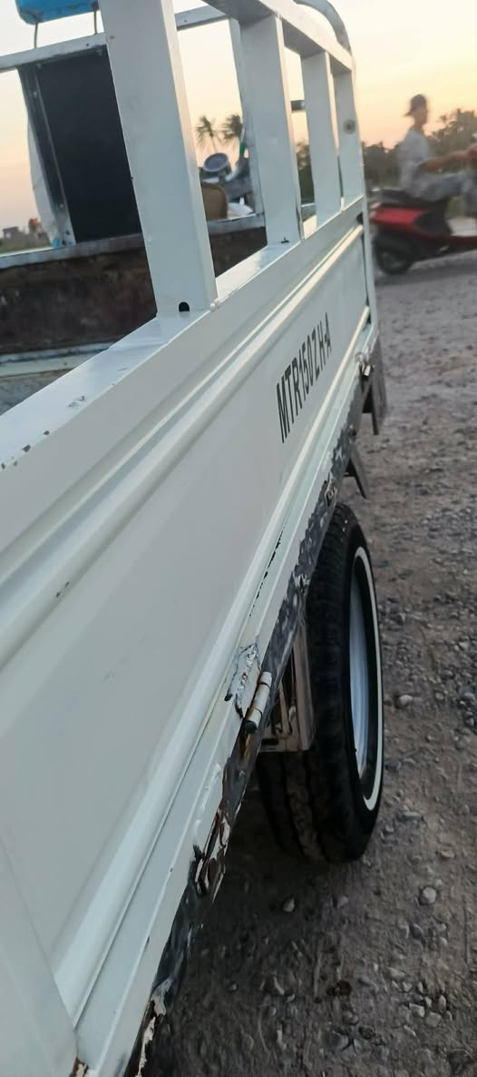 ستوته للبيع 2008 رقم اسود دراجه جاهزه العنوان النجف ناحيه الحريه***********
