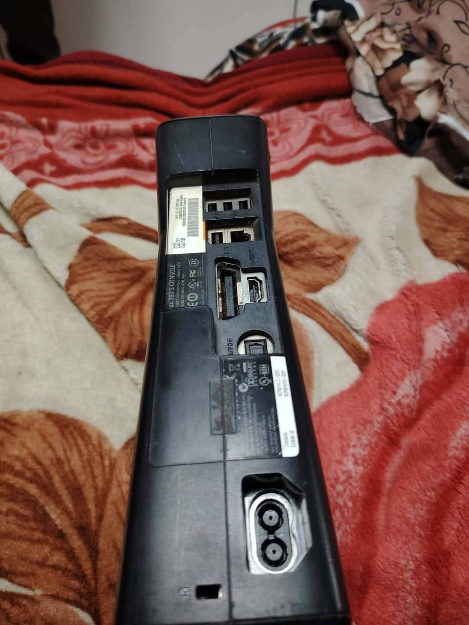 اكس بوكس 360
250جيجا بايت 
جوستك2
يحتوي عل 141لعبه 
السعر 150 قفل 
العنوان بغداد الزعفرانيه الربيع


**إذا كنت صاحب هذا الإعلان وتريد حذفه لأي سبب، رجاءا أرسل رسالة إلى الدعم الفني**