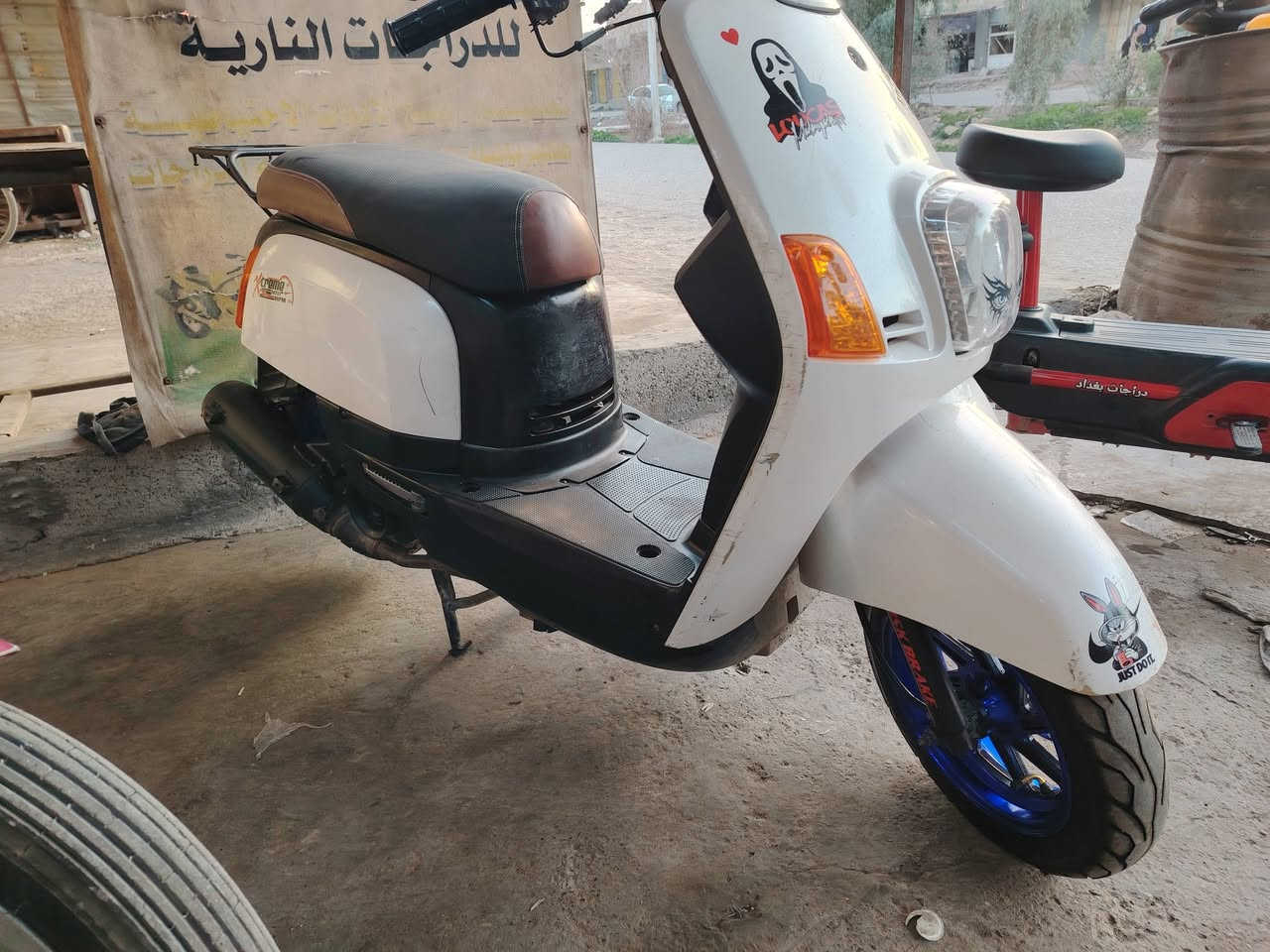 السلام عليكم
مجموعة درجات للبيع كلمن وسعره
العنوان المقدادية / الشاخه /قرب الإمام /محل أركان للمعلومات الاتصال على الرقم ***********
سعر pgo احمرصناعه كوري امتياز بياجو السعر ٣٥٠ الف
هارلي دايلم  السعر مليون وربع
ياماها بوليسي ابيض السعر ٧٠٠ الف
بايسكل شحن السعر ١٧٥ الف
كامكو منغولي خبط السعر ٣٠٠ الف
