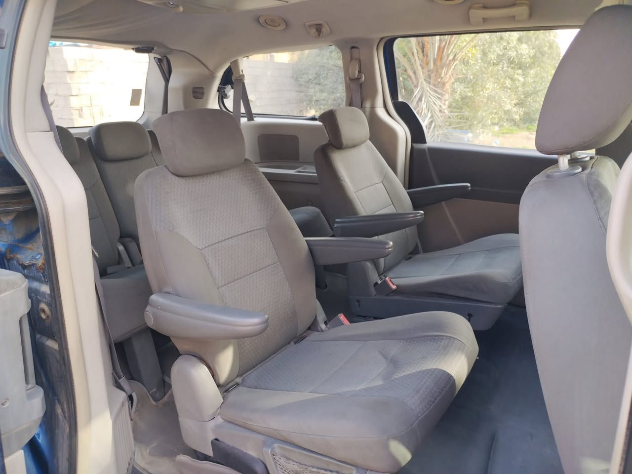 دوج كرفان موديل 2010  لون جويتي مكينة 3800 رقم بغداد تبريد 3 قطع والتفاصيل هواي السعر 115  وبيها مجال للطيبين ،،، و باسمي السيارة  ***********
