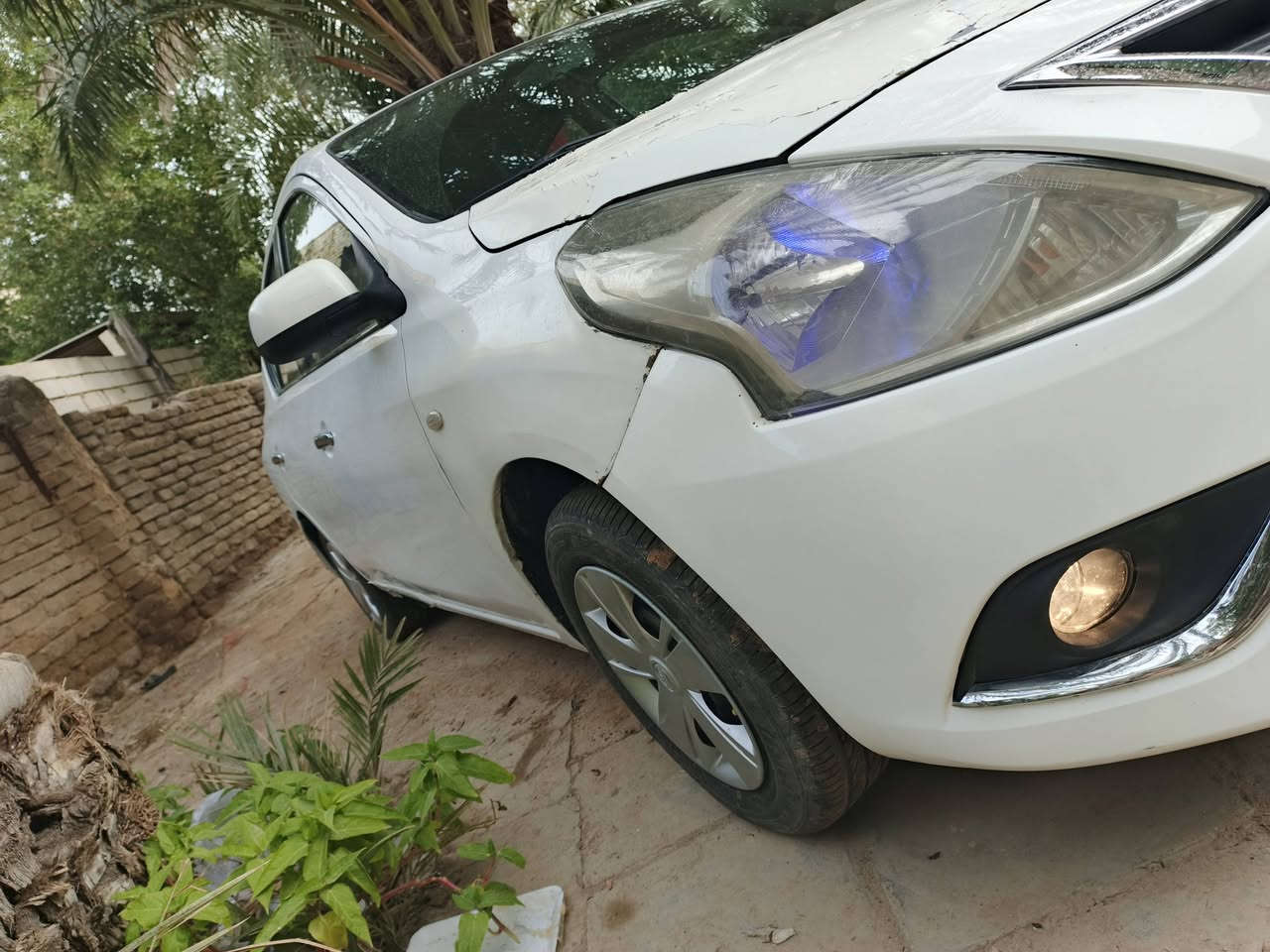 السلام عليكم نيسان صني هندي موديل 18 اربيل شركة هه دار سياره جاهزه من حدادبه تخم تاير تبريد تحكم مكيته وسط سياره حلوه مال جناي بيهه صبغ مكانات بدون دواخل مكفوله شواصي حوظ تكم سياره جاهزه سعره 90 وبيه مجال للطيبين رفمي *********** واتساب مكاني نجف
