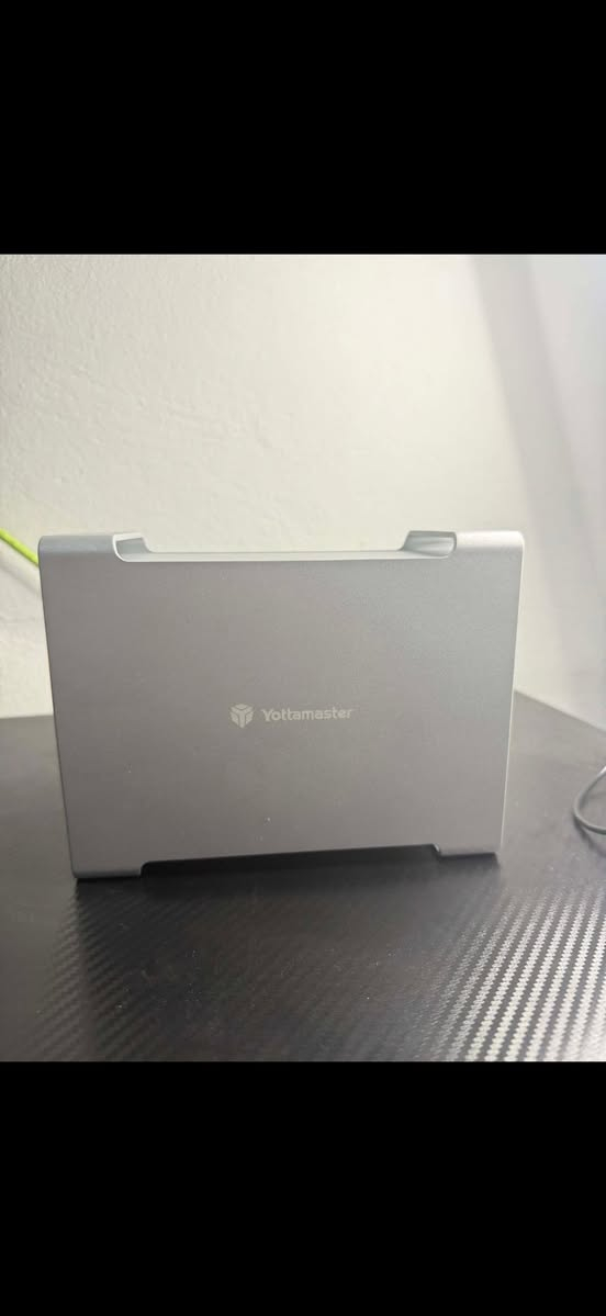 متوفر كيس هاردات خارجي  ماركة يوتاماستر  مخصص لاقراص ساتا ياخذ SSD و HDD
مصنوعة من سبائك الالمنيوم قطعة جديدة لوك كبس شركة   وباقي التفاصيل موضحة بالصور 

السعر 45 الف شامل التوصيل و بالعافيه


**إذا كنت صاحب هذا الإعلان وتريد حذفه لأي سبب، رجاءا أرسل رسالة إلى الدعم الفني**