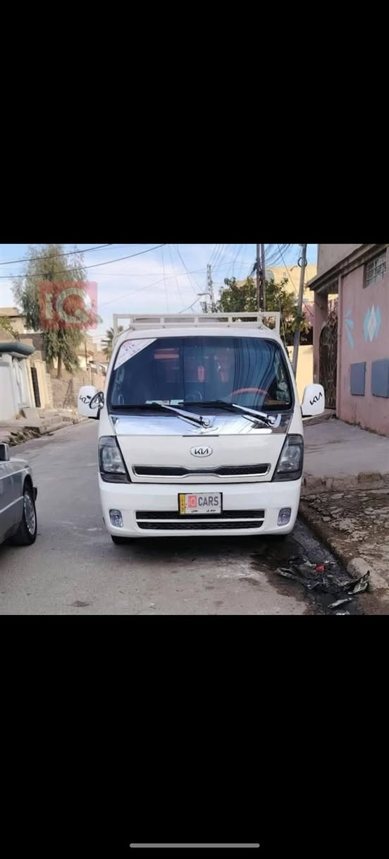 كيل حمل 3000 
بيها طخه يم السايق موديل 2008 محدث 2020
رقم نينوئ ألماني سنويه 2027

حصه كاز متوقفه تحديث فقط 

شرط محرك

وكير جديد

شاصي شرط

السياره حلوه ونضيفه

تبريد وتتفيه

كهربائي كلها شغاله

باتري جديد

تايرات طخم جديد

السياره مصروف عليها

***********  بي واتساب

السعر 85 وبيها مجال
