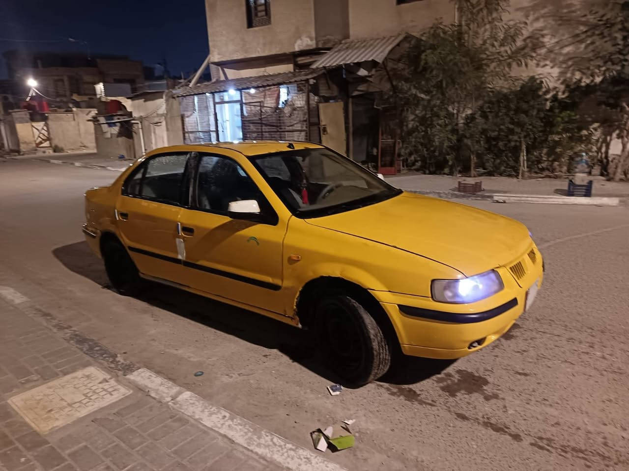 السلام عليكم سياره سمند مديل 2012  رقم بصرة 
محرك مجفت تجفيت عام قبل شهر لا تنقيص ولا تبخير 
كير هم مبدل عينه وصينية ايساكو الاصلي 
السعر 17 العنوان البصره 
الرقم ***********
