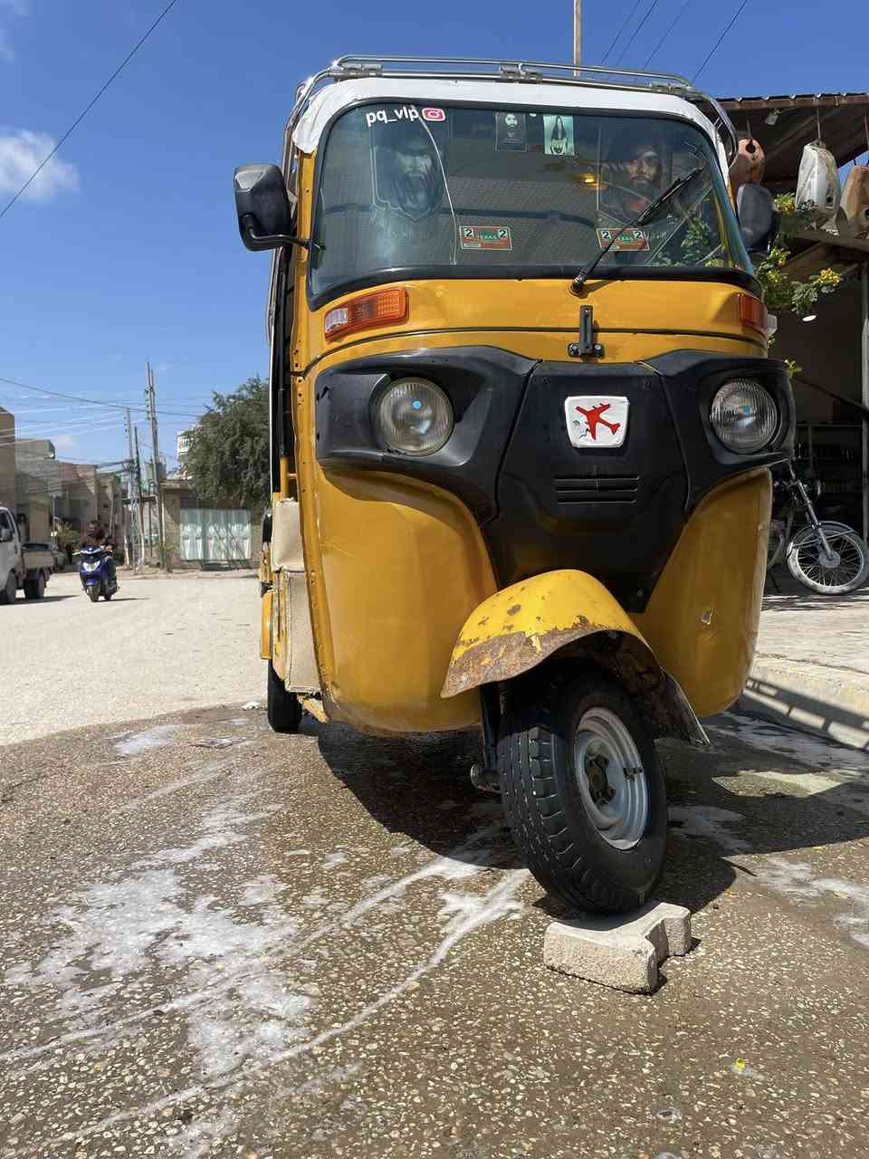عليكم تكتك للبيع مديل ٢٠٢٠ اوراق معمره عام نضيفه محرك مشروك قبل شهر جادر جديد كابريتر جديده منضومه زينون بك لايت جديد بلكات جدد شوته جديده ما عايزه برغي عنوان كربلاء حر للتصال ***********
