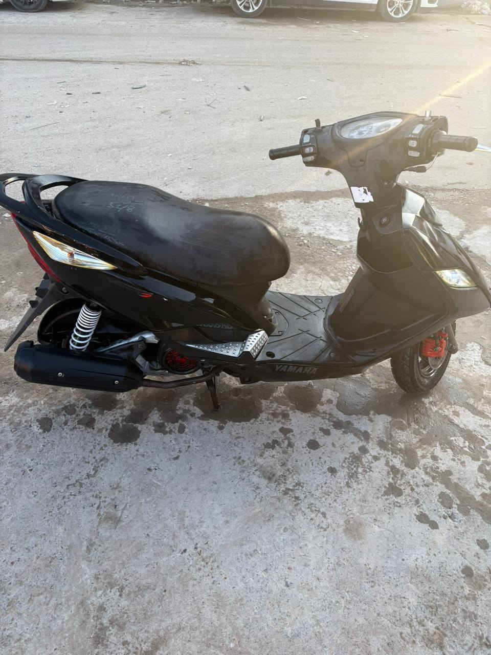 السلام عليكم دراجة ماكس ثعلب الدراجة خير من الله اتعب احجي بيها ومبينه ميحتاج احجي نضيفه دراجة شلعه ومعدل وكهربائيات كاملة مكملة وعليها كصه جي تي ار دراجة مكفوله من كلشي تجي وتشوف النضافه بعينك السعر 700 وبيها مجال حك الجية مكاني بغداد النداء ***********
