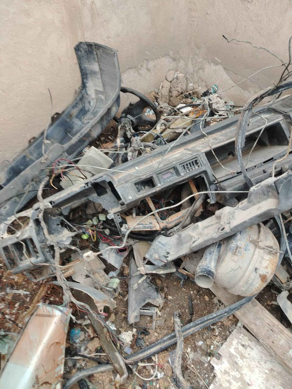 السلام عليكم شتحتاج غراض مال كيا بستا موجوده وبسعر مناسب مكاني بابل حله رقم راعيهن ***********
