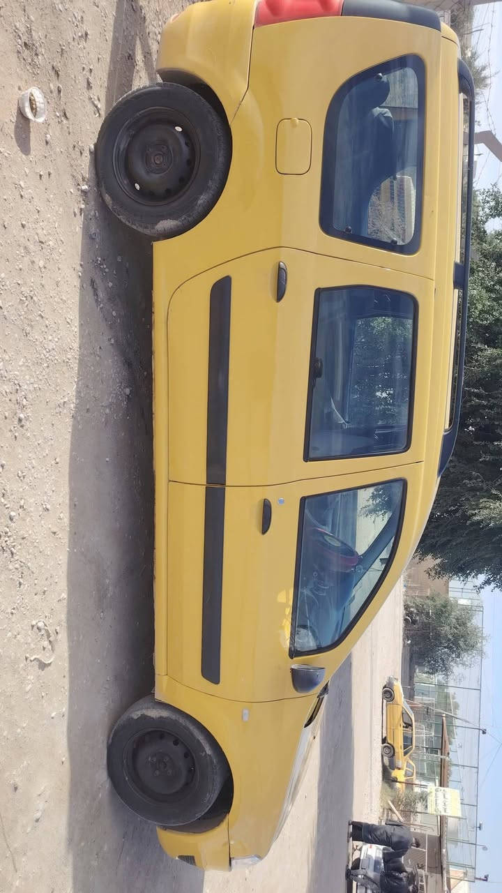 رينو لوكان ٧ راكب  موديل ٢٠١٣. مكفوله من الضربه مكينه كير حداديه كفاله كهربائيات شغاله لايت زنون مصفره هيئه وغرامات رقم قادسيه دولي هزه جديده السعر ٥٥ بيها مجال للاستفسار *********** مكان السياره مفرك غماس
