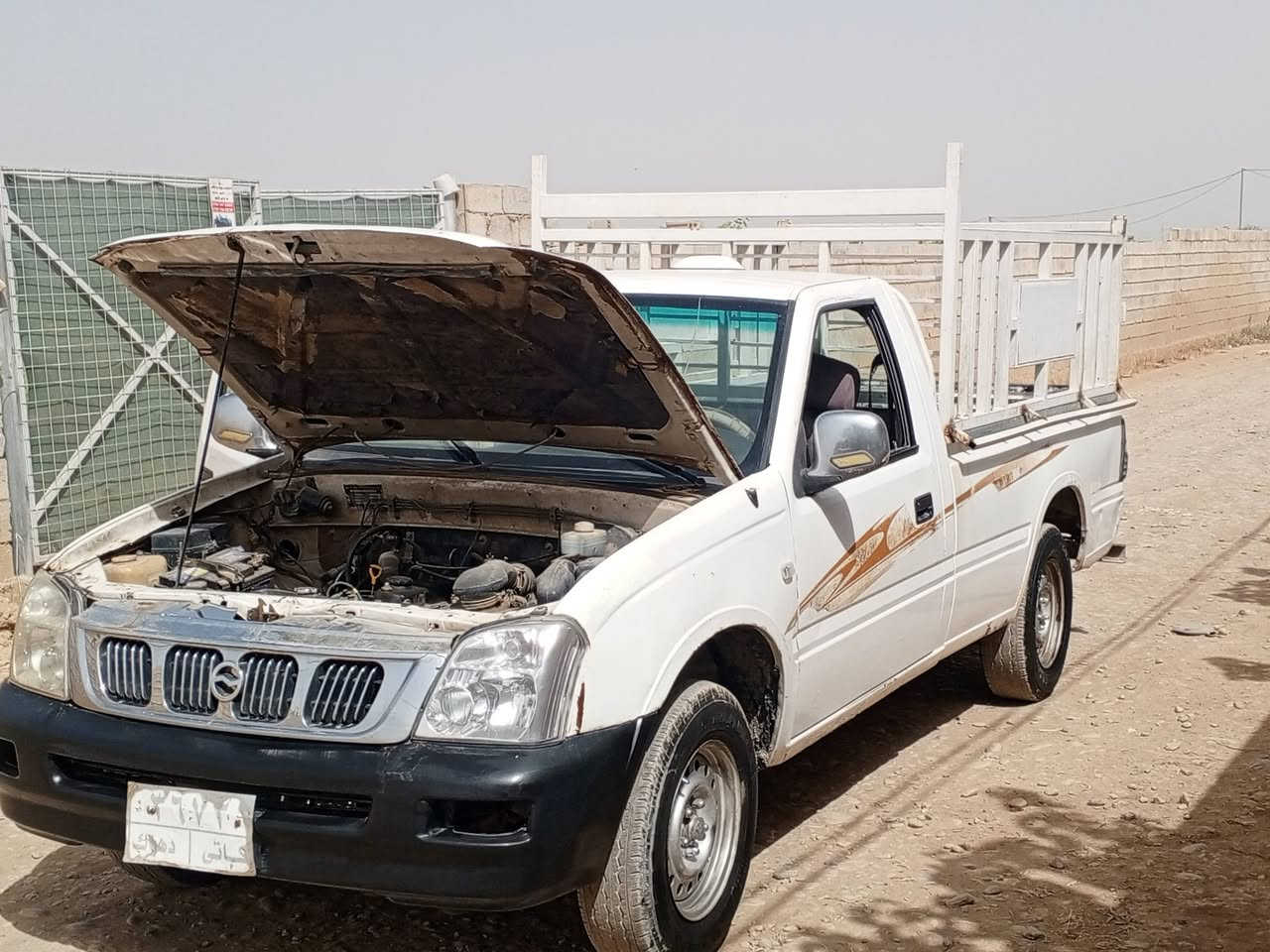 ئەم  سەێارە بۆفرۆشتن دووهەزارو عەوتە بۆنیتی بۆێاخەکامل تەعمیرە وە بەشەرت شوێن چوارقورنە*********** ؟***********
