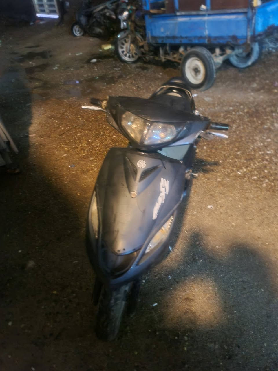 ماكس ١٤٠ كامله شغاله فول سعره٣٢٥ مكاني الشرطه الخامسه 
***********
