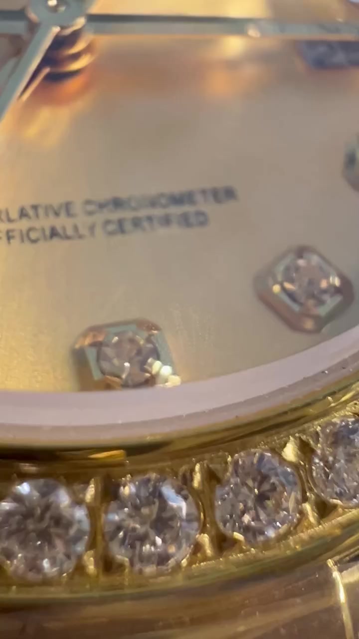 ساعة رولكس السعر ١٠٠ الف


**إذا كنت صاحب هذا الإعلان وتريد حذفه لأي سبب، رجاءا أرسل رسالة إلى الدعم الفني**