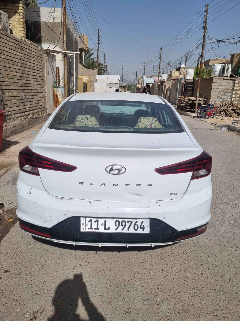 السلام عليكم
النترا ٢٠٢٠ فول 
بيها ملاحظات بسيطه مبينات بالصور بدون قطره صبغ او تعديل كله علا وضعه 
رقم انكليزي ب اسمي 
السعر ١٥٥ 
***********
