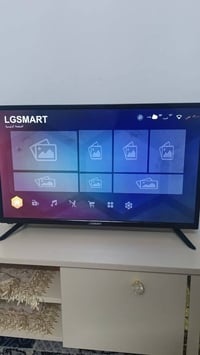 تلفزيون • شاشة • إلكترونيات