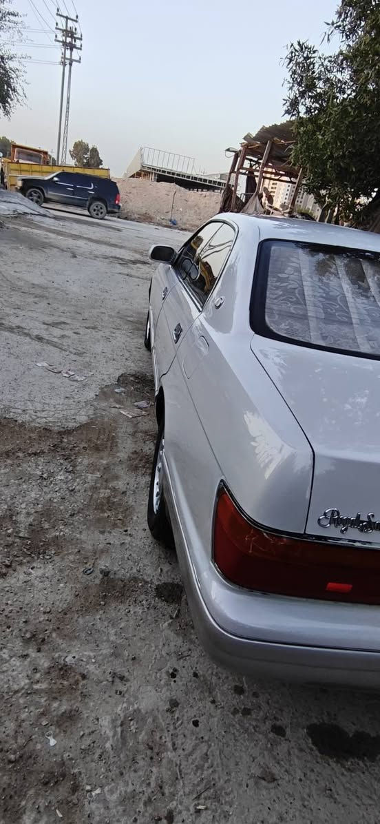 السلام عليكم 
بطه منفصل موديل 1994 مكفوله كص ونقل جثه  كير ومكينه ملكه جدد تبريد خير من الله حداديه 100/80 تايرات جدد باتري جديد كشنات كهربائي كشرها نظيف مثل ماموضح بصور رقم أنبار ألماني مكانها  نجف وراعيها نجف شوكت مايعجبك داور السعر 68  للأستفسار الأتصال على الرقم *********** النجف, العراق
