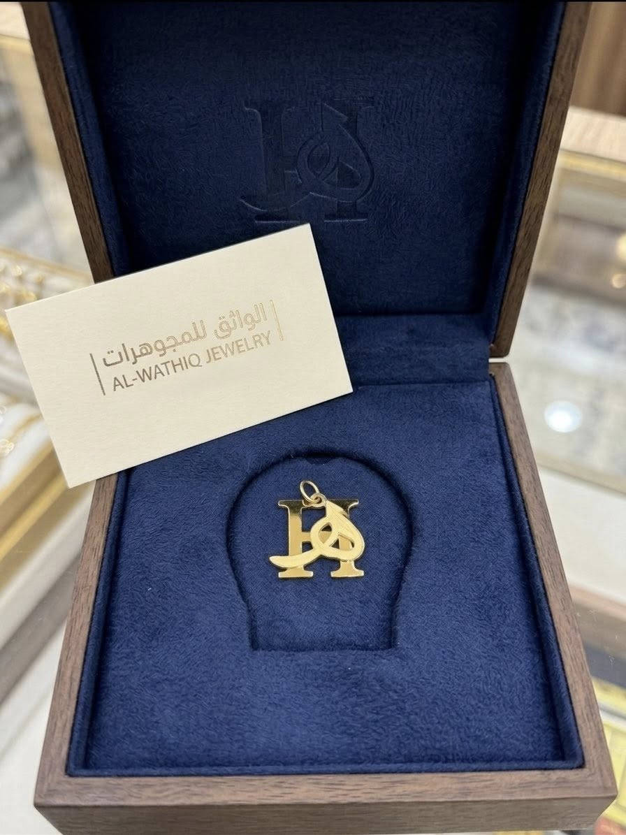 صياغة اسماء واحرف حسب الطلب…

مدة التسليم يوم الثلاثاء (قبل عيد الاضحى بيوم واحد)

علماً ان الاسعار المذكوره بدون زنجيل 

•حجر ٤ اوجه مع الكتابه 15,000 فقط

•الأسماء من 250,000 فما فوق 

•الأحرف بأسعار تبدأ من 150,000

للطلب والاستفسار 
***********
