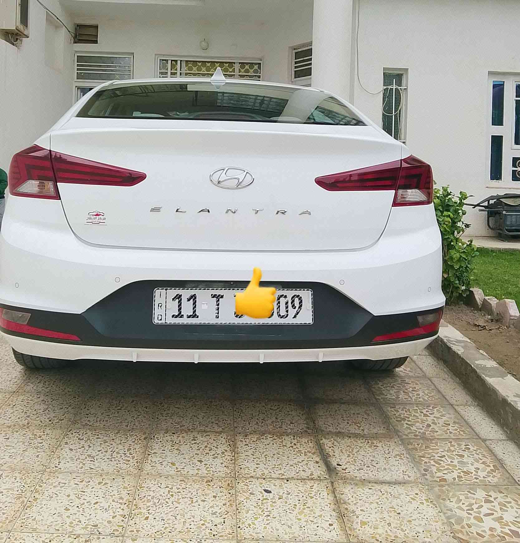 السلام عليكم الانتره 2019شكل العشرين خليجي كفاله عامه 
سياره جديده بمعنى الكلمه 
ماشيه 108
رقم بغداد الجديد ب اسمي تحويل ثاني يوم تحويل
صدر امامي خلفي جديد 
تبريد خير من الله 
تخم تاير
حساس امامي خلفي 
وبيه مواصفات معروفه
‏‪0771 997 0286‬‏
