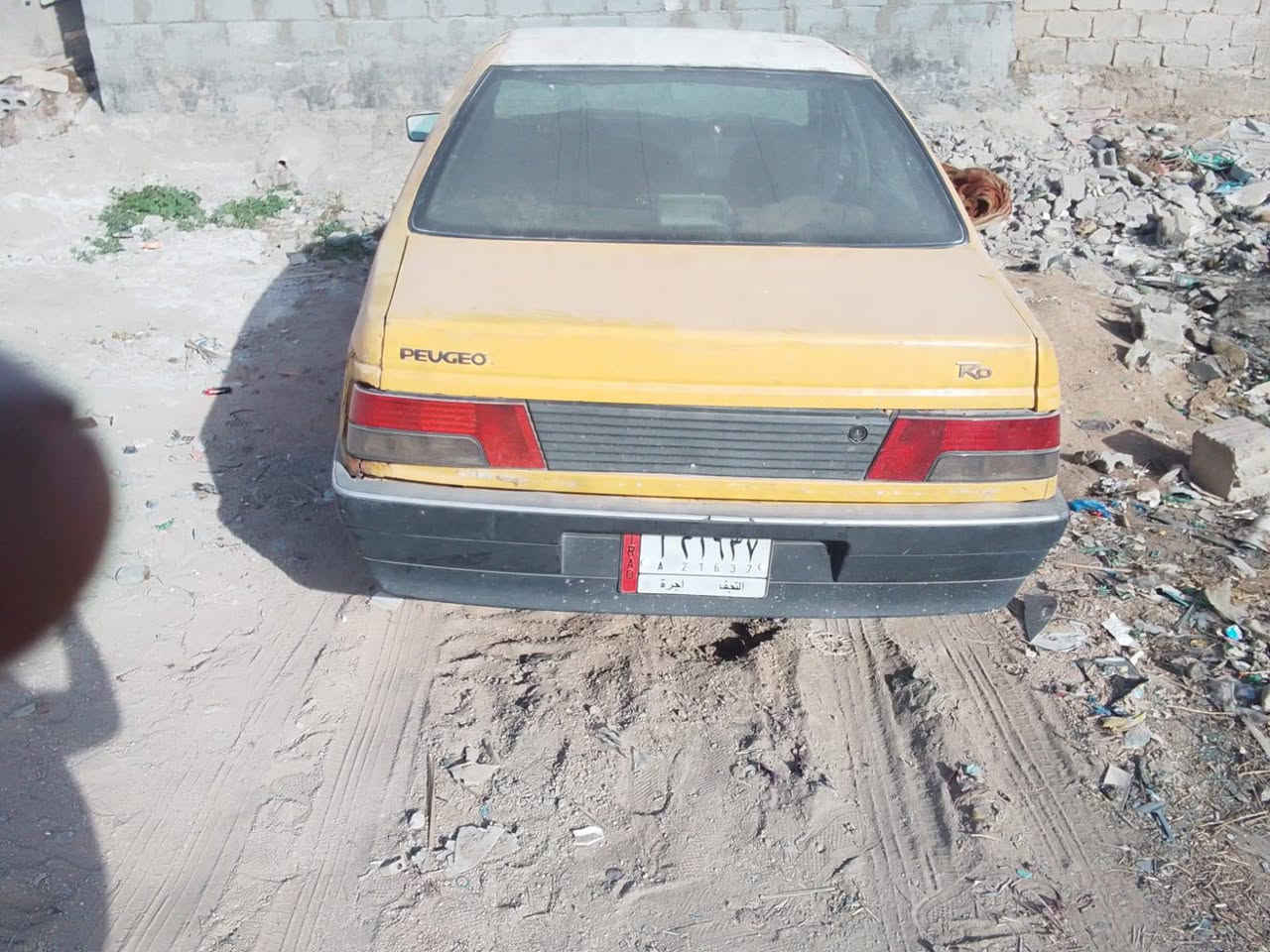 سلام عليكم بيجو روه لبيع او مراوس بلا راعي مكيته بيه بخار بلا تنقيص تبريد شغال عوزه بس غاز كهربائية كله شغاله تخم تاير باتري جديد عوزه حداديه كدام غرفته كلش حلوه مكاني نجف تصال ***********
