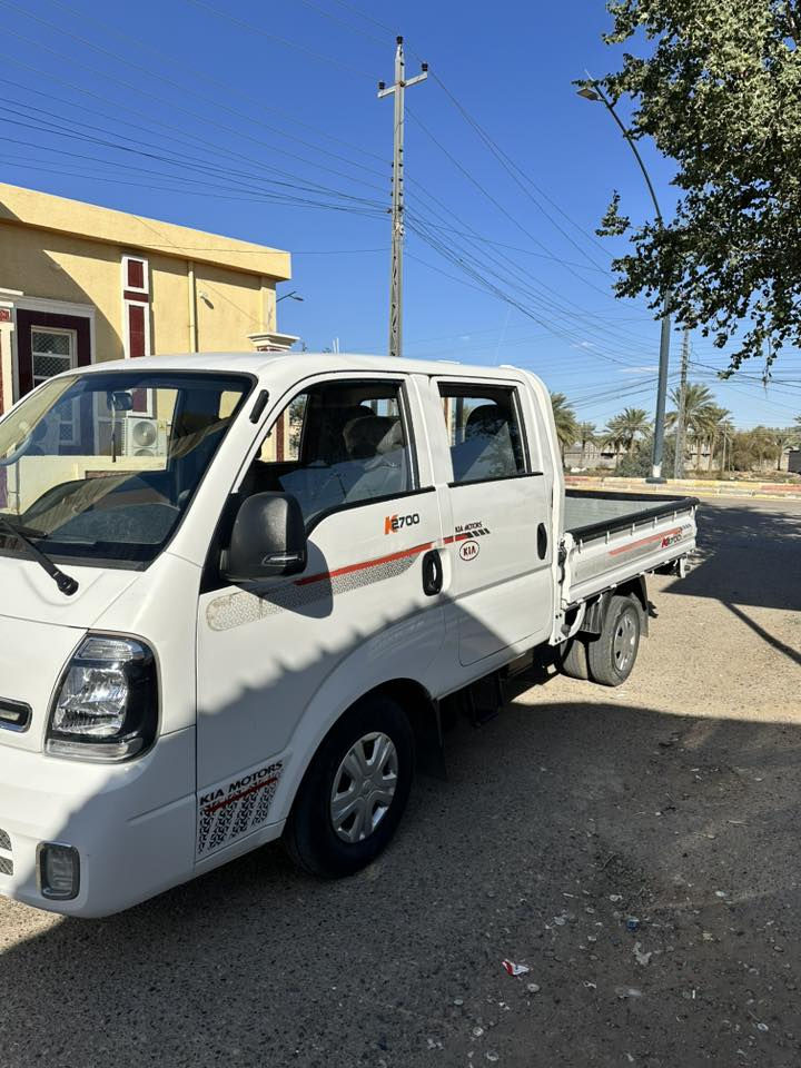 كيا حمل دبل قماره موديل 21 رقم بغداد للتواصل *********** مكاني الحبانية
