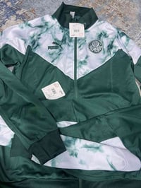 مقاس M • تراك كامل