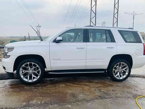 تاهو 2018خليجي بريمر ضوء القمر
خليجي رقم بغداد بأسمي    
فول مواصفات 

مواصفات السيارة 
داخل جلد قرميدي
سلايد روف
كراسي امامية كهرباء 
كراسي هزار عند اقتراب السيارة من اي شي 
كراسي امامية  خزن ميموري 
كراسي امامية تدفئة و تبريد 
كراسي خلفية كهرباء و تدفئة
تحكم بالتبريد خلفي شاشة
شحن الهاتف لاسلكياً
رادار
كروس سرعة
داتا شو DATA SHOW
خمس بصمات
فول تحكم استيرن
استيرن كهرباء
استيرن تدفئة
شاشة عرض الاعطال
ثلاجة
صندوك كهرباء
فتح صندوك تلقائيا عن طريق القدم(صندوك جلاق)
نظام السير على الخط
كير اوتو و عادي
حساس امامي خلفي
نظام تحكم بمستوى الضوء الداخلي
مانع انزلاق
منضومة زنون عالي ناصي 
تحكم كهربائي بالبريك والبانزين
فور ويل
شاشة امامية كبيرة 
شاشة خلفية 
كامرة خلفية 
تشغيل عن بعد
قاصة سرية
اشاير بالمري
مري كهرباء(شفط)
وياها تخم بردات 
صدر كير محرك  كفالة
اي ستفسار اتصل 
***********
***********
