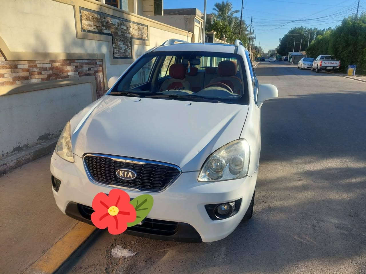 للبيع كيا كارينز ٧ راكب بغداد موديل ٢٠١٢ سيارة خير من الله السعر ١٢٥ $ لان ملينه من الوعود الكاذبه جايك وخليها ومايجي بيها طخه بالبنيد وصبغ مع الجاملغ الامامي الايمن على قدر شبر وصبغ الدعامية الامامية للاستفسار *********** و ***********
